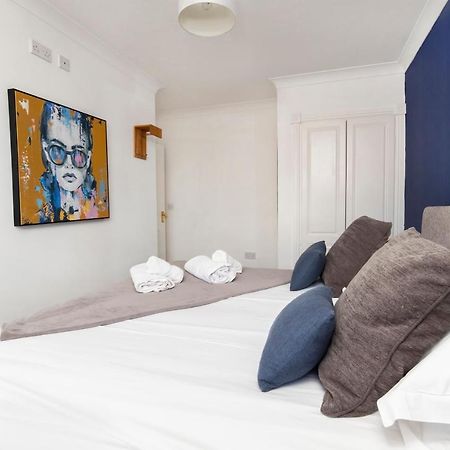 The Station Apartment- A Stunning Space, Close To The City Centre York Exteriör bild