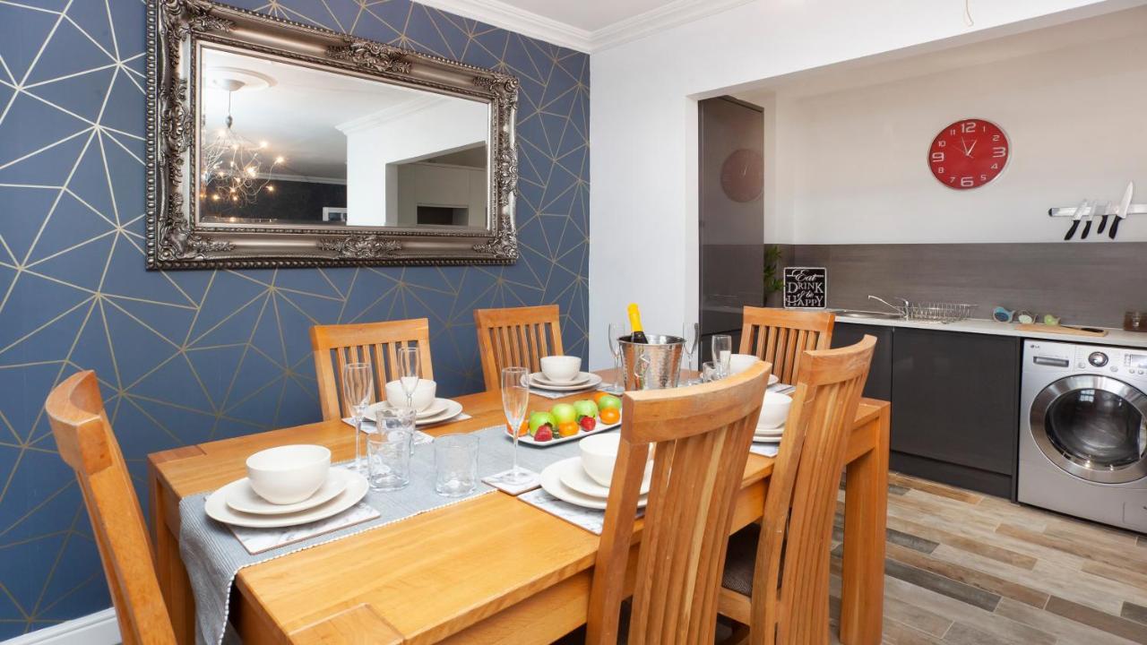 The Station Apartment- A Stunning Space, Close To The City Centre York Exteriör bild