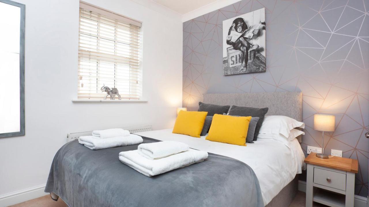 The Station Apartment- A Stunning Space, Close To The City Centre York Exteriör bild